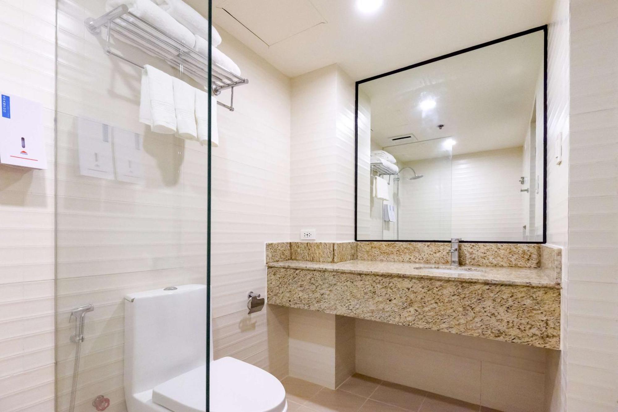 Surestay Plus By Best Western Cebu City Εξωτερικό φωτογραφία